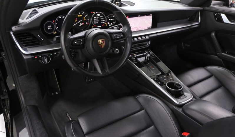 Porsche 911 Carrera 4S Coupè (992) pieno