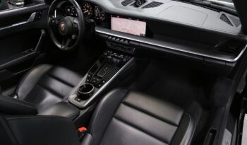 Porsche 911 Carrera 4S Coupè (992) pieno