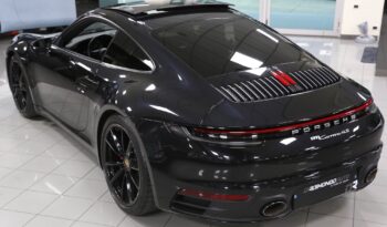 Porsche 911 Carrera 4S Coupè (992) pieno