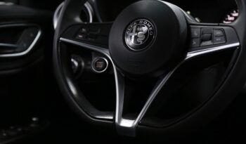 Alfa Romeo Giulia 2.2 Turbodiesel 150cv AT8 Super pieno