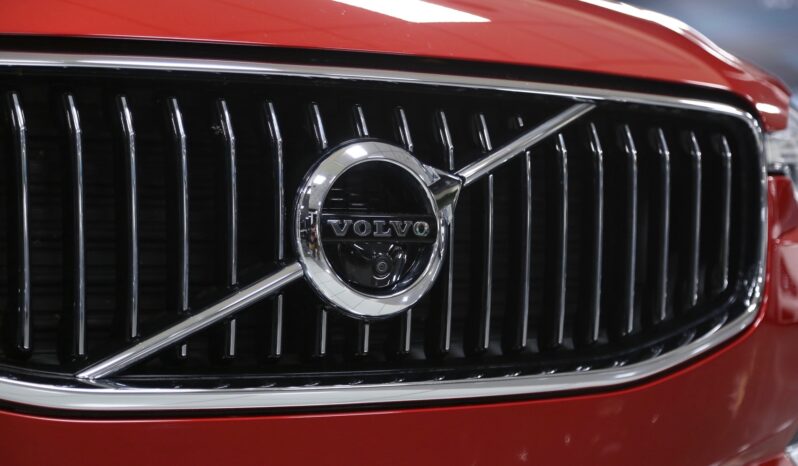 Volvo XC60 T8 Twin Engine AWD Plug-in Geartronic Inscription pieno