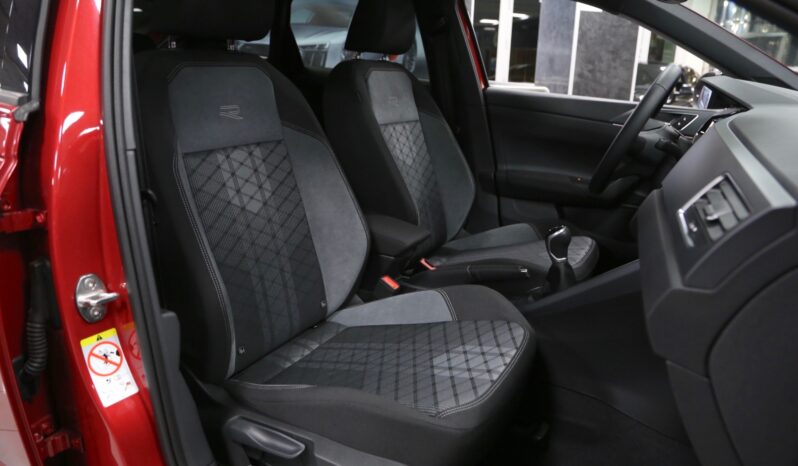 Volkswagen Taigo 1.0 TSI 110 CV R-Line_KM0_2024 pieno