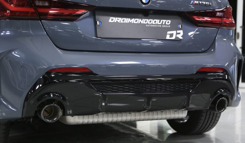 BMW M 135i xDrive auto_2024 pieno