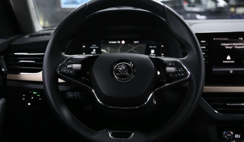 Skoda Kamiq 1.0 TSI 110 cv DSG Style pieno