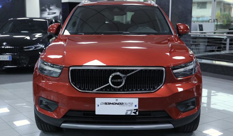 Volvo XC40 D3 Geartronic Momentum Pro pieno