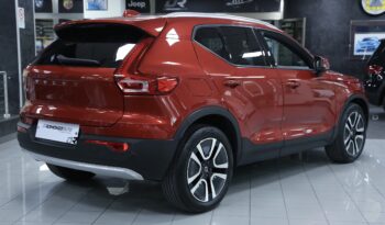 Volvo XC40 D3 Geartronic Momentum Pro pieno