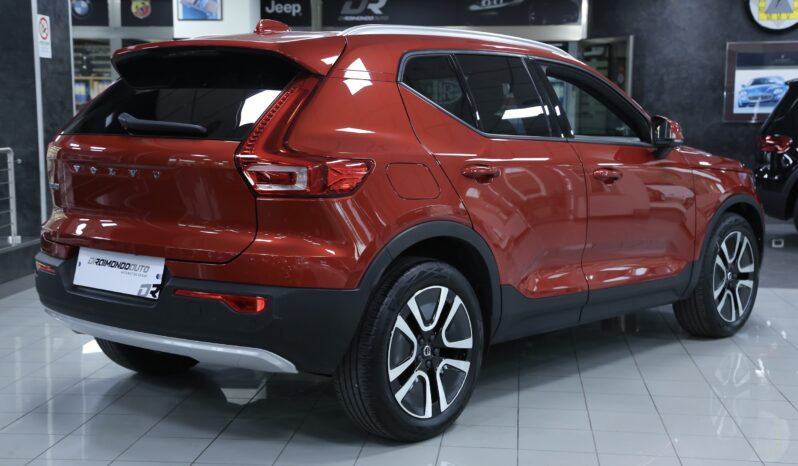 Volvo XC40 D3 Geartronic Momentum Pro pieno