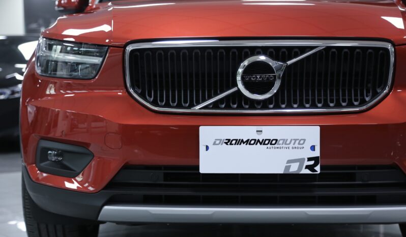 Volvo XC40 D3 Geartronic Momentum Pro pieno