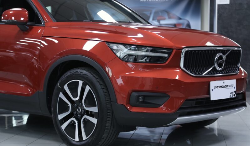 Volvo XC40 D3 Geartronic Momentum Pro pieno