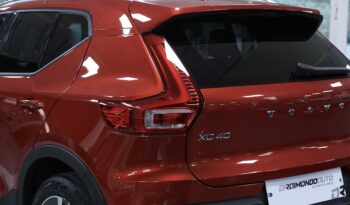 Volvo XC40 D3 Geartronic Momentum Pro pieno