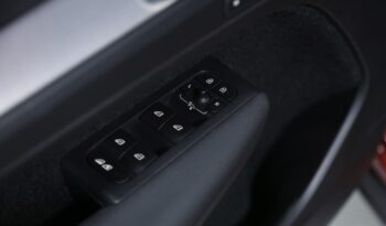 Volvo XC40 D3 Geartronic Momentum Pro pieno