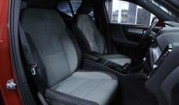 Volvo XC40 D3 Geartronic Momentum Pro pieno