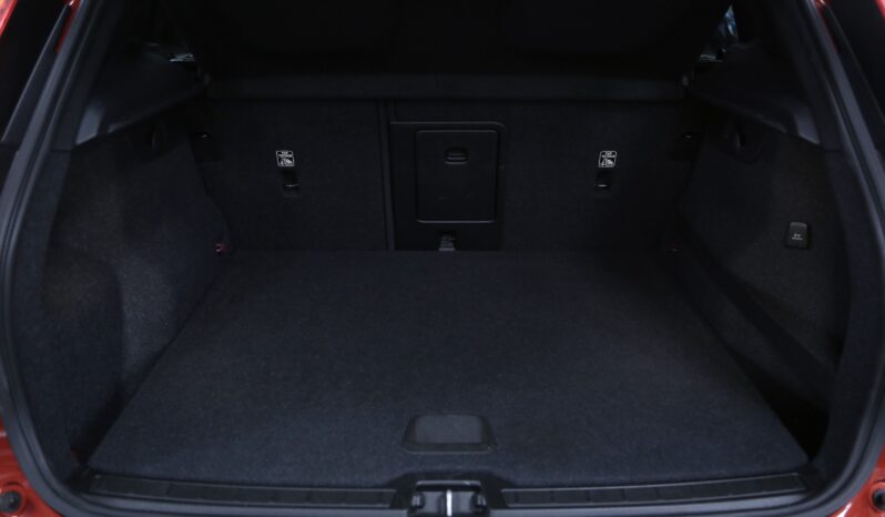 Volvo XC40 D3 Geartronic Momentum Pro pieno