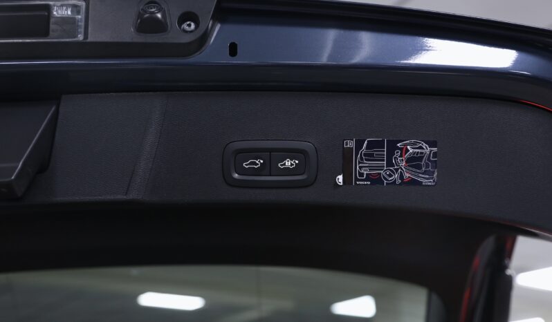 Volvo XC40 T5 Recharge Plug-in Hybrid Inscription auto pieno