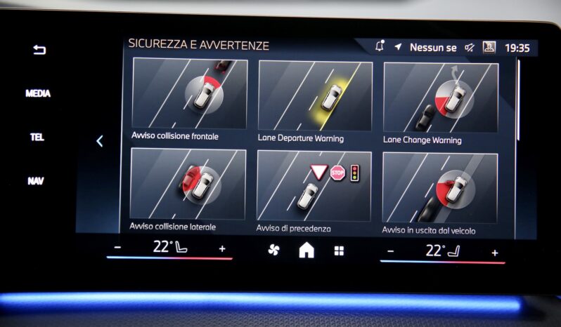 BMW 218d Active Tourer Msport Pro auto pieno