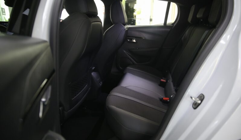 Peugeot 208 Hybrid 145 cv e-DCS6 GT pieno