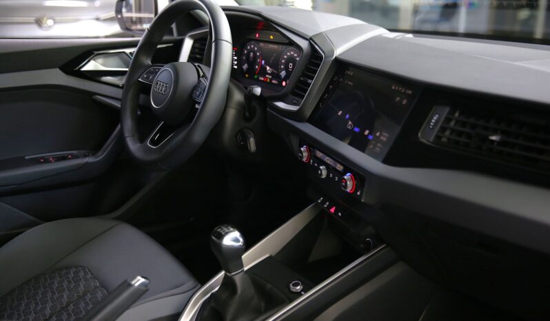 Audi A1 Allstreet 30 TFSI Advanced pieno