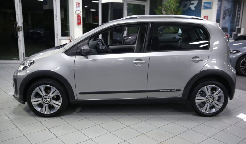 Volkswagen Up! 1.0 75 CV Cross Up! pieno