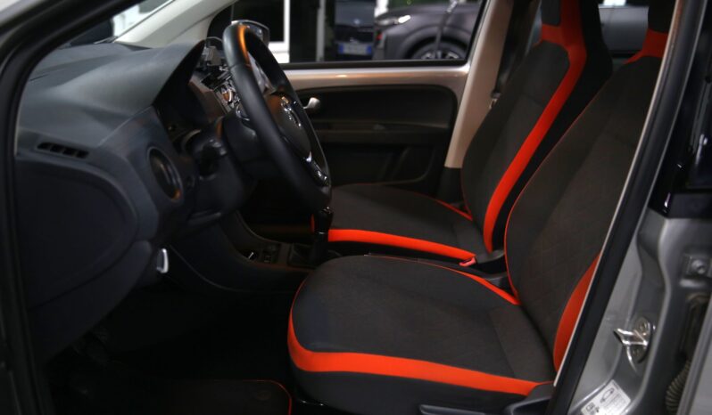 Volkswagen Up! 1.0 75 CV Cross Up! pieno