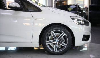 BMW 218d Active Tourer Sport pieno