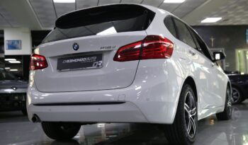 BMW 218d Active Tourer Sport pieno