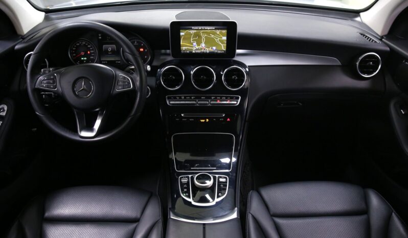 MERCEDES GLC 220 d 4Matic Sport pieno