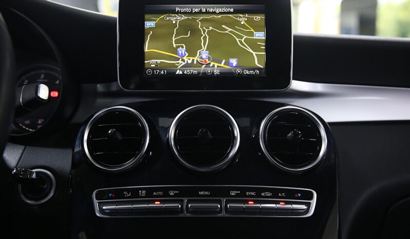 MERCEDES GLC 220 d 4Matic Sport pieno