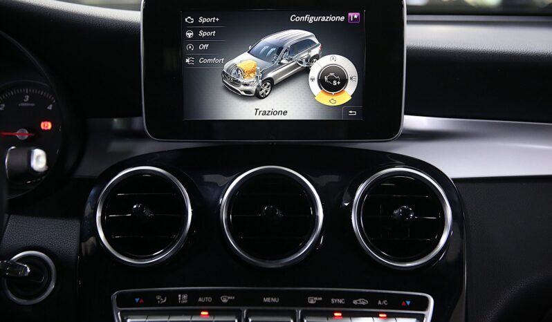 MERCEDES GLC 220 d 4Matic Sport pieno