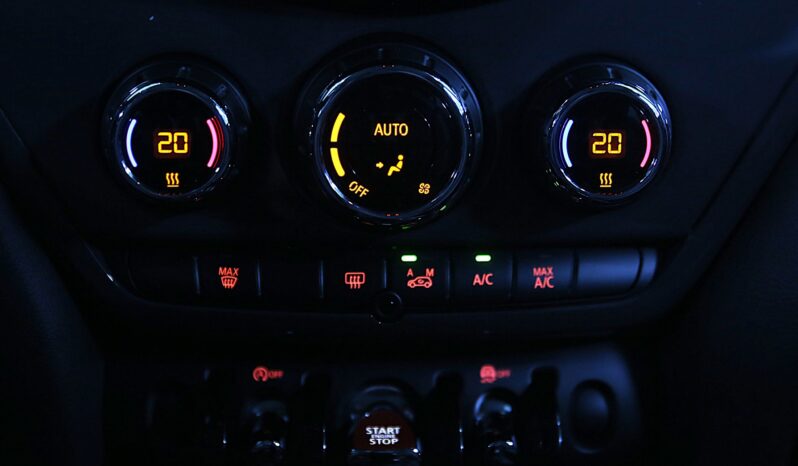 MINI Countryman 1.5 One D Business auto pieno