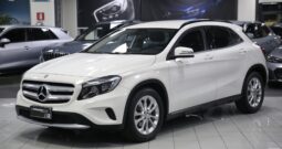 MERCEDES GLA 180 d Automatic Business