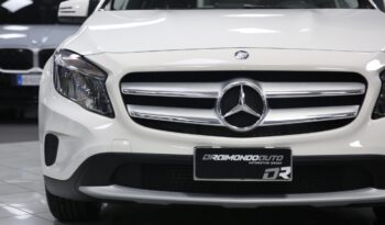 MERCEDES GLA 180 d Automatic Business pieno