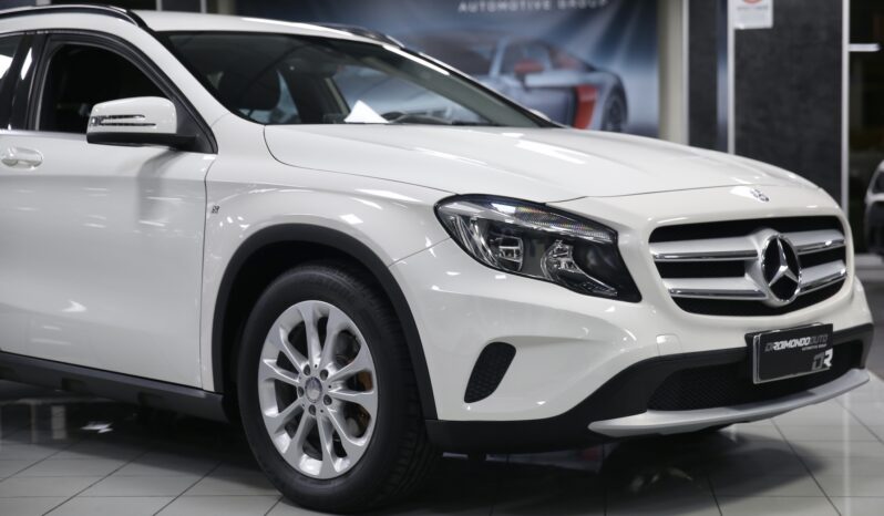MERCEDES GLA 180 d Automatic Business pieno