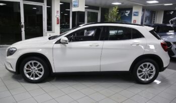 MERCEDES GLA 180 d Automatic Business pieno