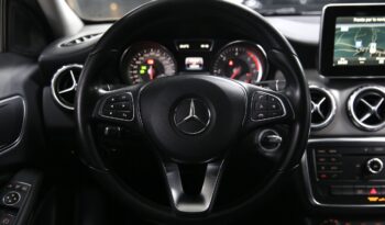 MERCEDES GLA 180 d Automatic Business pieno