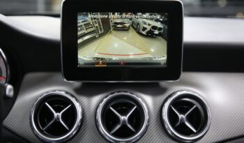 MERCEDES GLA 180 d Automatic Business pieno