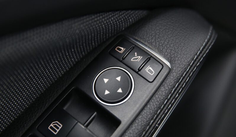 MERCEDES GLA 180 d Automatic Business pieno