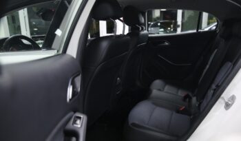 MERCEDES GLA 180 d Automatic Business pieno