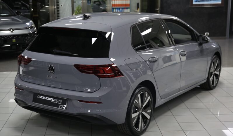 Volkswagen Golf Edition Plus 1.5 eTSI 115 cv DSG NUOVA KM0 pieno