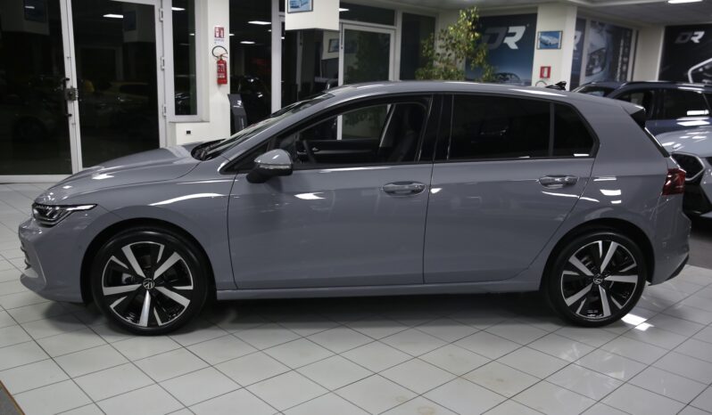 Volkswagen Golf Edition Plus 1.5 eTSI 115 cv DSG NUOVA KM0 pieno