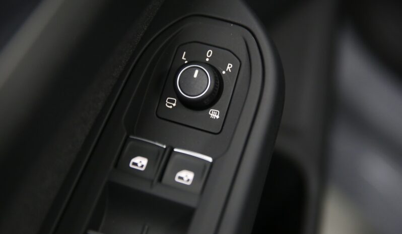 Volkswagen Golf Edition Plus 1.5 eTSI 115 cv DSG NUOVA KM0 pieno