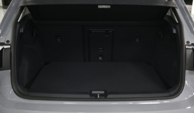 Volkswagen Golf Edition Plus 1.5 eTSI 115 cv DSG NUOVA KM0 pieno