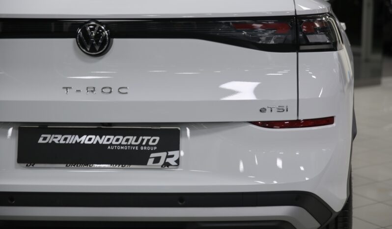 Volkswagen T-Roc 1.5 eTSI ACT 150 cv DSG Life NUOVA KM0 pieno
